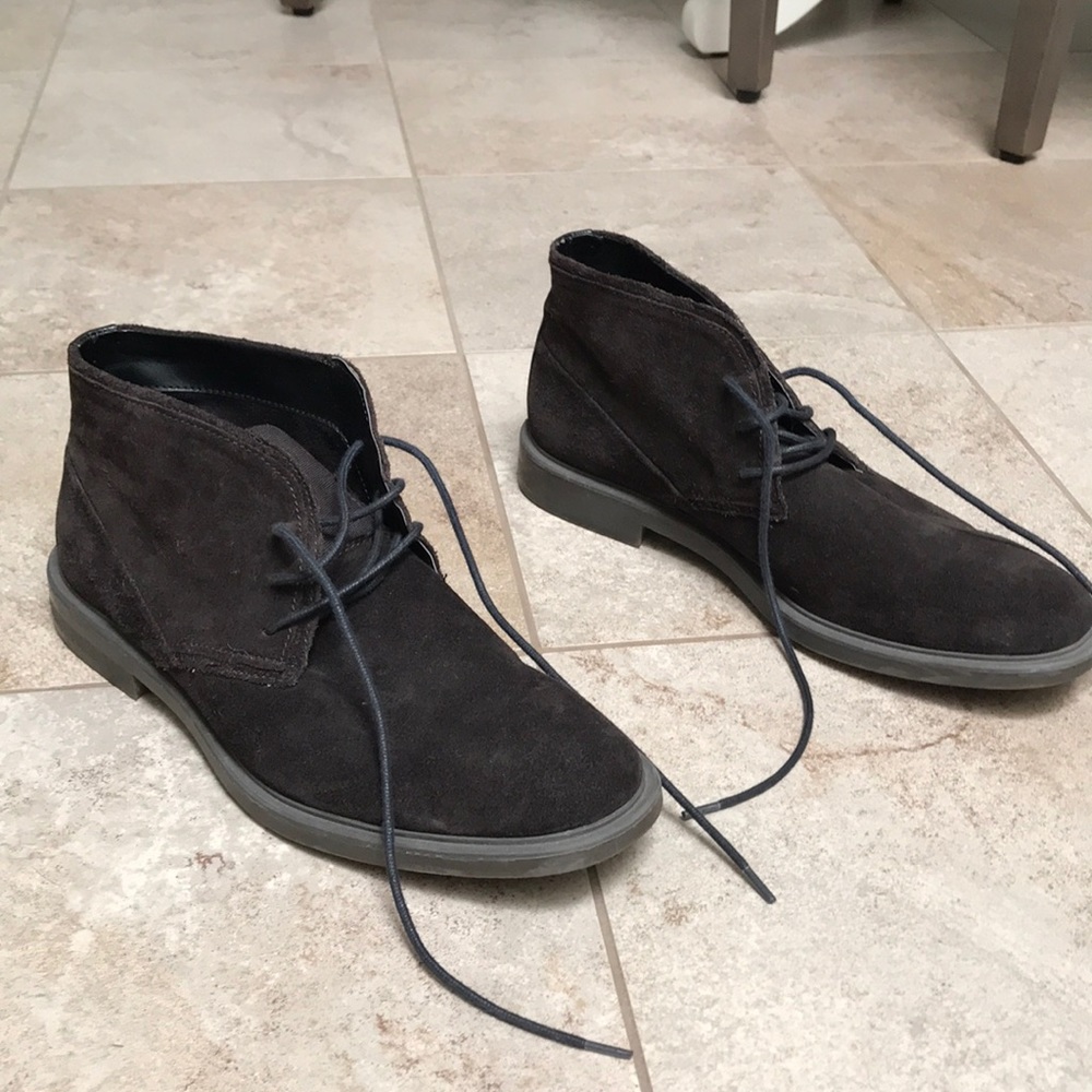 Calvin Klein Ulysses Suede Chukka Boot Size 10.5